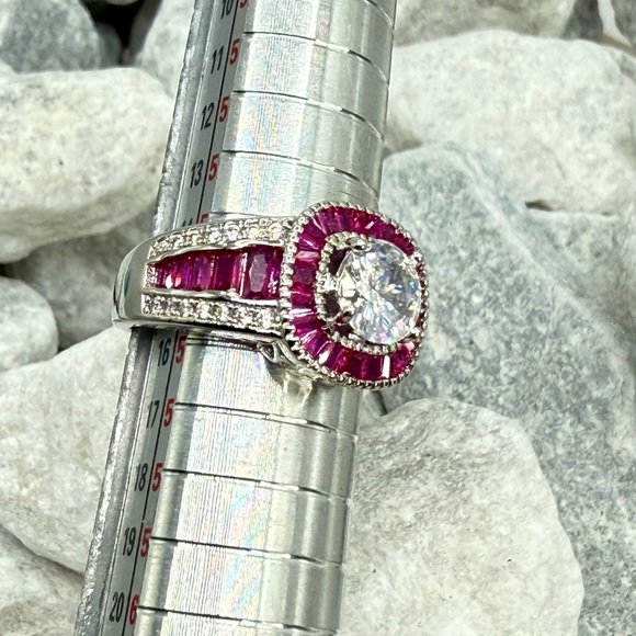 Lab Created Ruby Halo Ring 2.6 CT CZ Silver Tone Over Copper Sz 7.25 - Picture 15 of 17